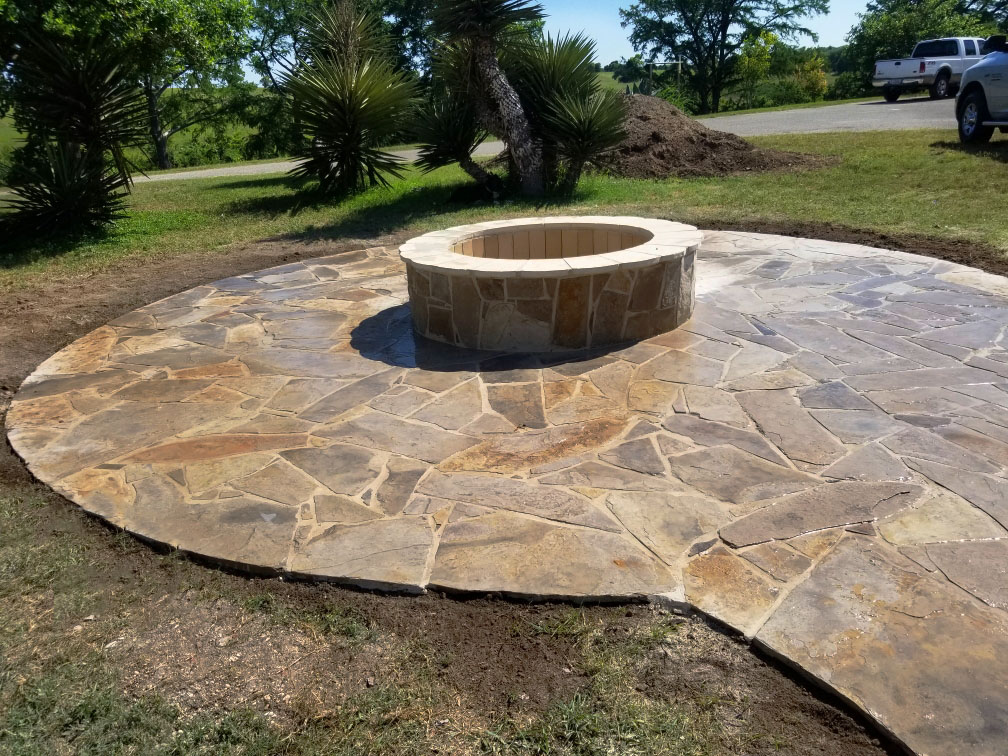 Large Tree Removal & Site Prep in New Braunfels